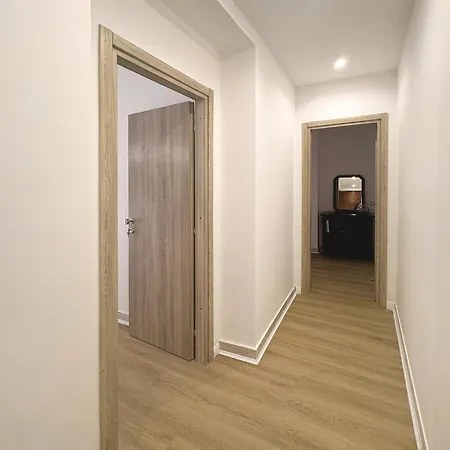 Apartment Dante *